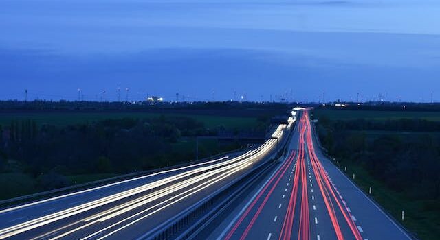 Acquisto, importazione e vendita di un’auto nei Paesi Bassi. Come acquistare un’auto nei Paesi Bassi. Siti web per l’acquisto e la vendita di automobili nei Paesi Bassi.